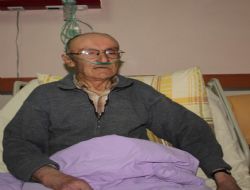 Hasta yatağında dolandırıldı   